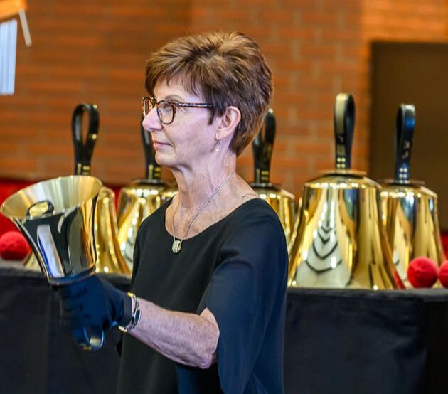 Single Handbell Ringer